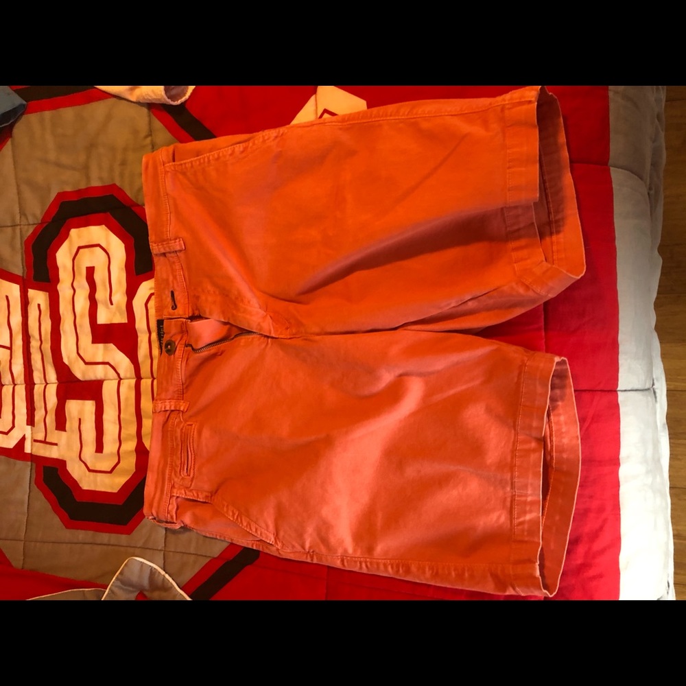 American Eagle shorts size 38